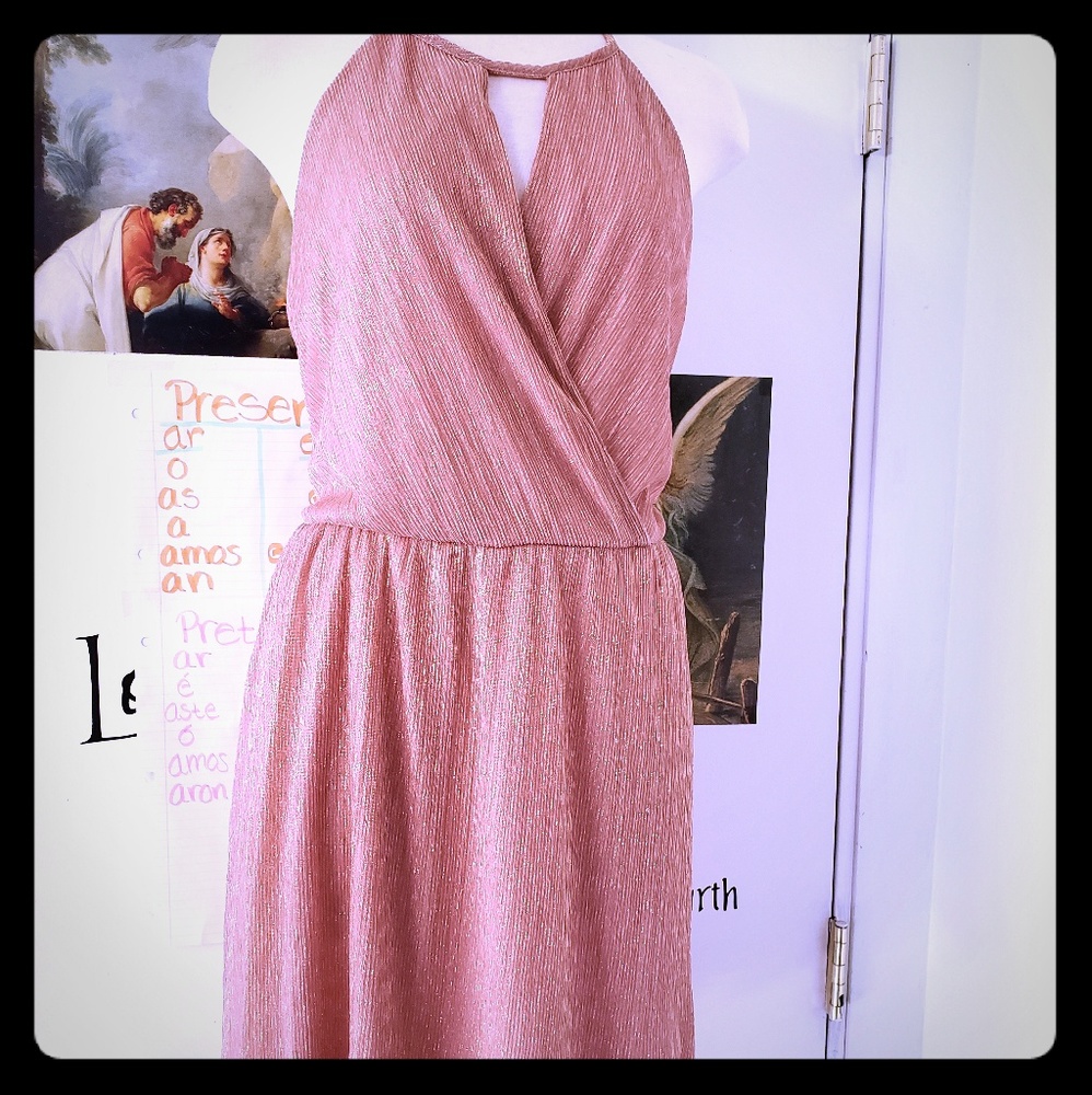 😍Arorable shimmer dress.